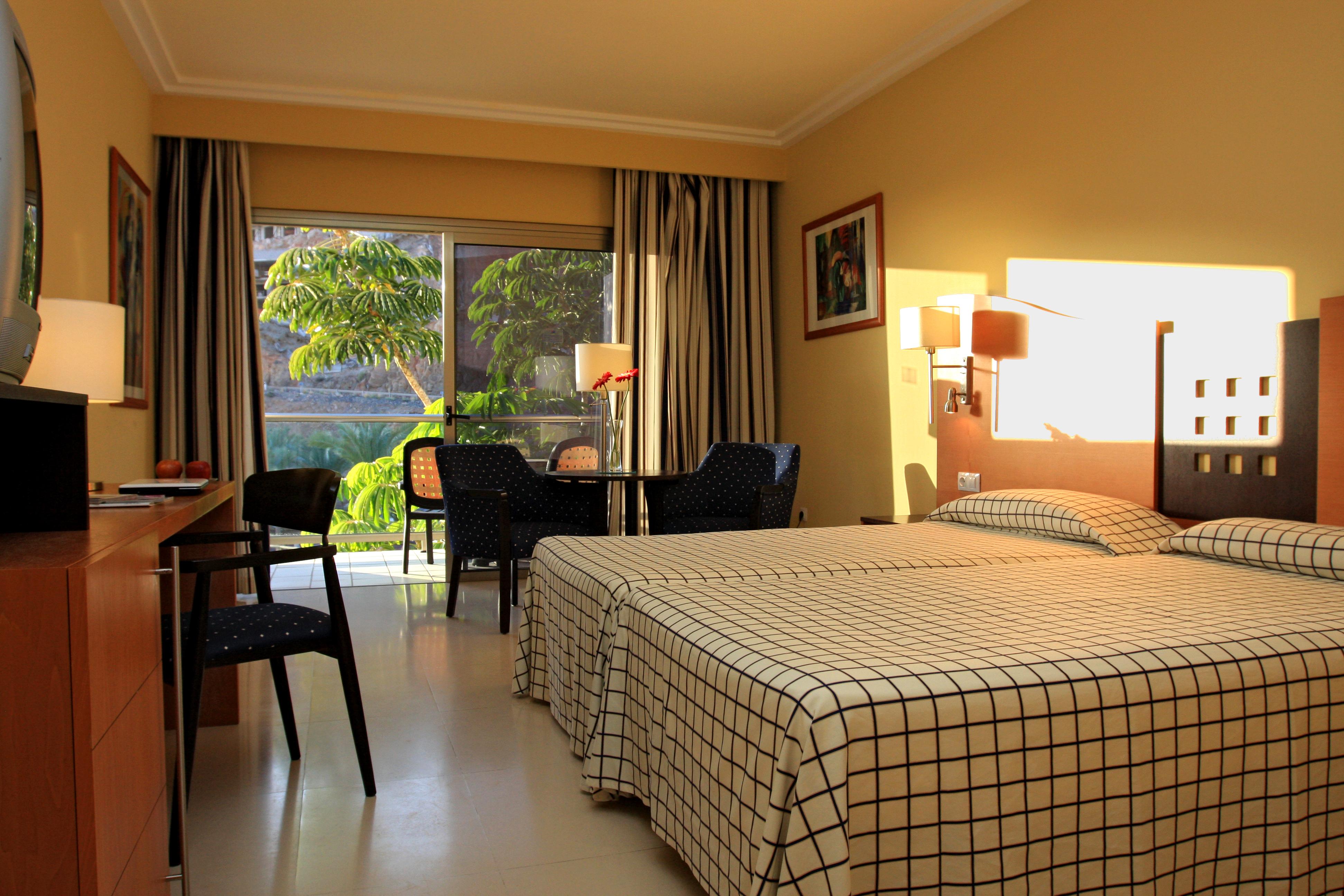 Hotel Livvo Costa Taurito & Aquapark (Adults Only) Екстериор снимка