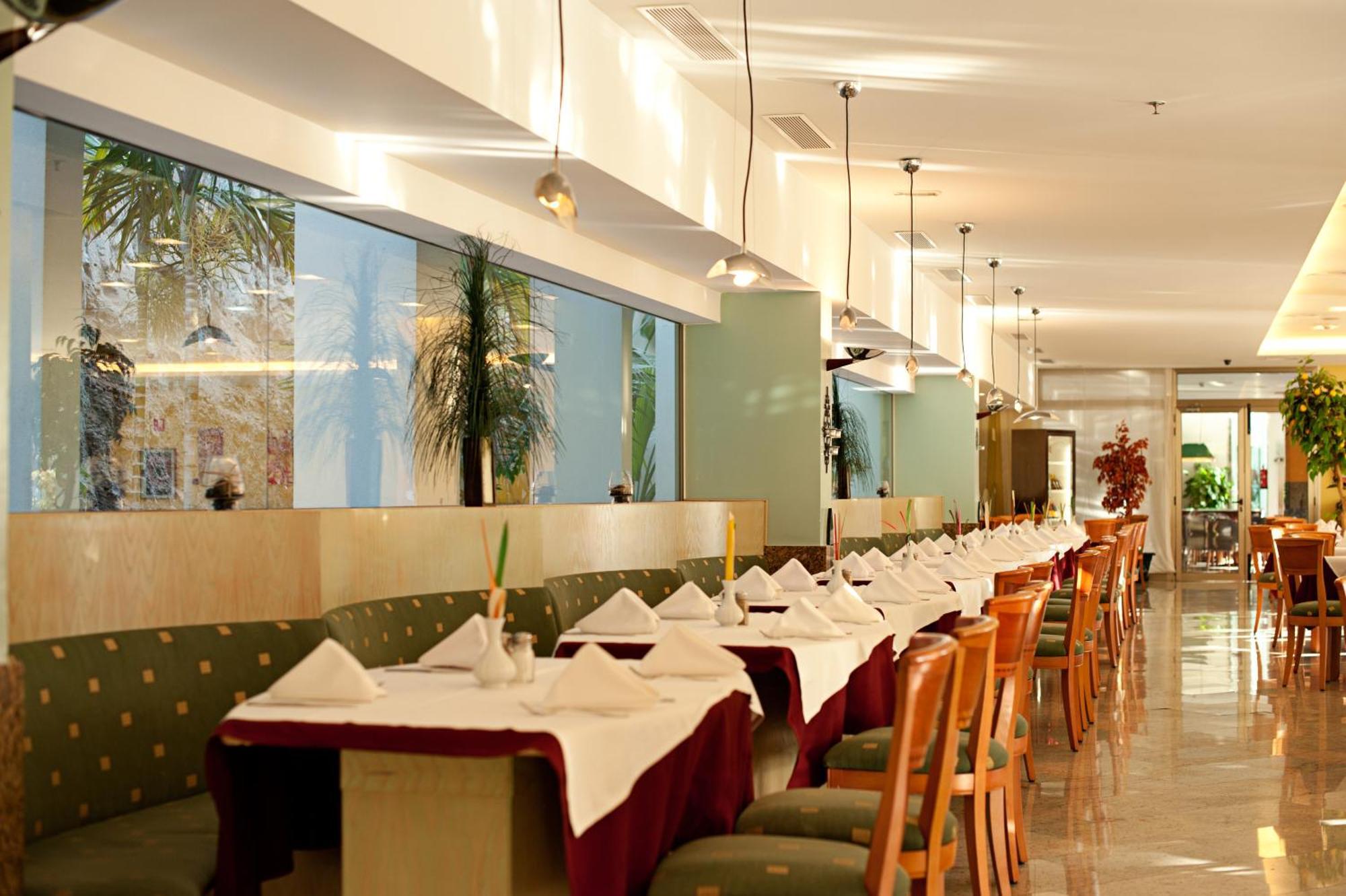 Hotel Livvo Costa Taurito & Aquapark (Adults Only) Екстериор снимка